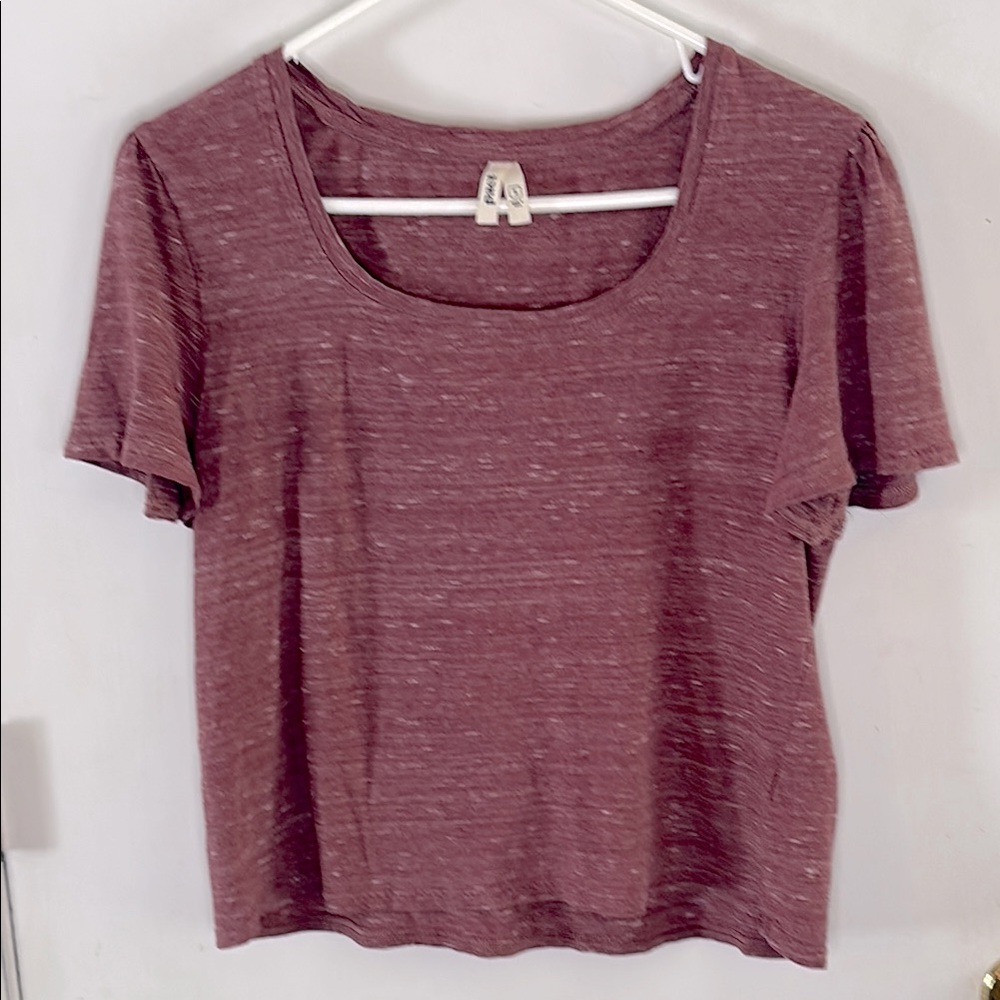 Pact heathered faded red short sleeve organic cotton t-shirt Size Small